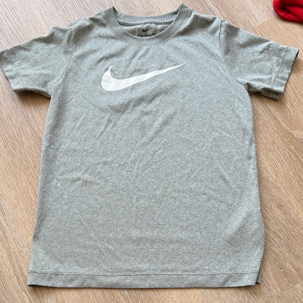 Nike Kids Heather Gray Short Sleeve Tee